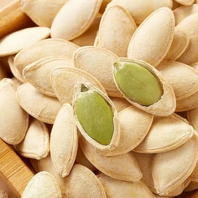Kurutulmuş Pembe Parlak Deri Balkabağı Tohumları Gelişmiş Sınıf Yapay Aroması Yok
